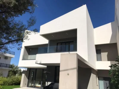 Βάρη, εξωτερική όψη Βάρη, εξωτερική όψη