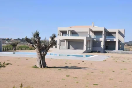 Κατάκολο πολυτελής κατοικία Ελαιοχρωματισμός πολυτελούς κατοικίας στο Κατάκολο