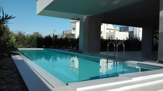 Μαρούσι, κατοικία, πισίνα Μαρούσι εξωτερικά κατοικίας με πισίνα