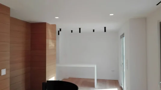 Εσωτερικό κατοικίας, Πειραιάς Ελαιοχρωματισμός εσωτερικού κατοικίας στον Πειραιά